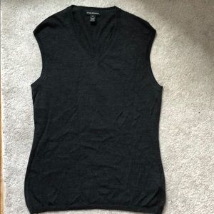 Club Monaco Vneck